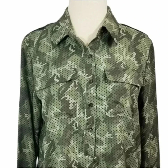{Tommy Hilfiger} Camo Print Dotted Blouse - Picture 6 of 16